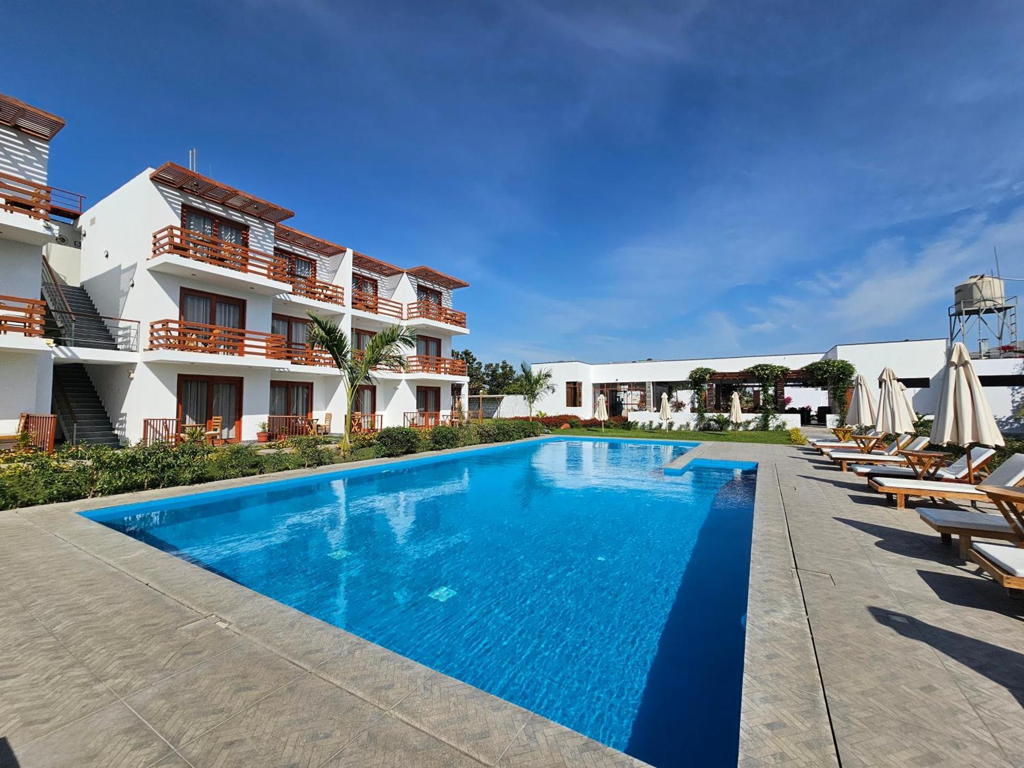 Hotel La Colina Ica Exterior photo
